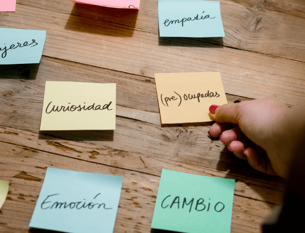 Optimización de perfil de Linkedin para mujeres profesionales